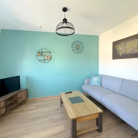 Charmant Appartement 2 Pieces Proche De La Mer Plancoet Exterior photo